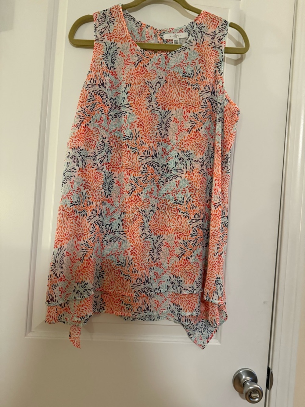 Sleeveless Coral & Aqua Leaf-Print top